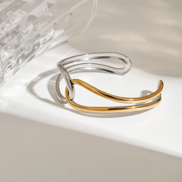 Yin & Gold HandCuff