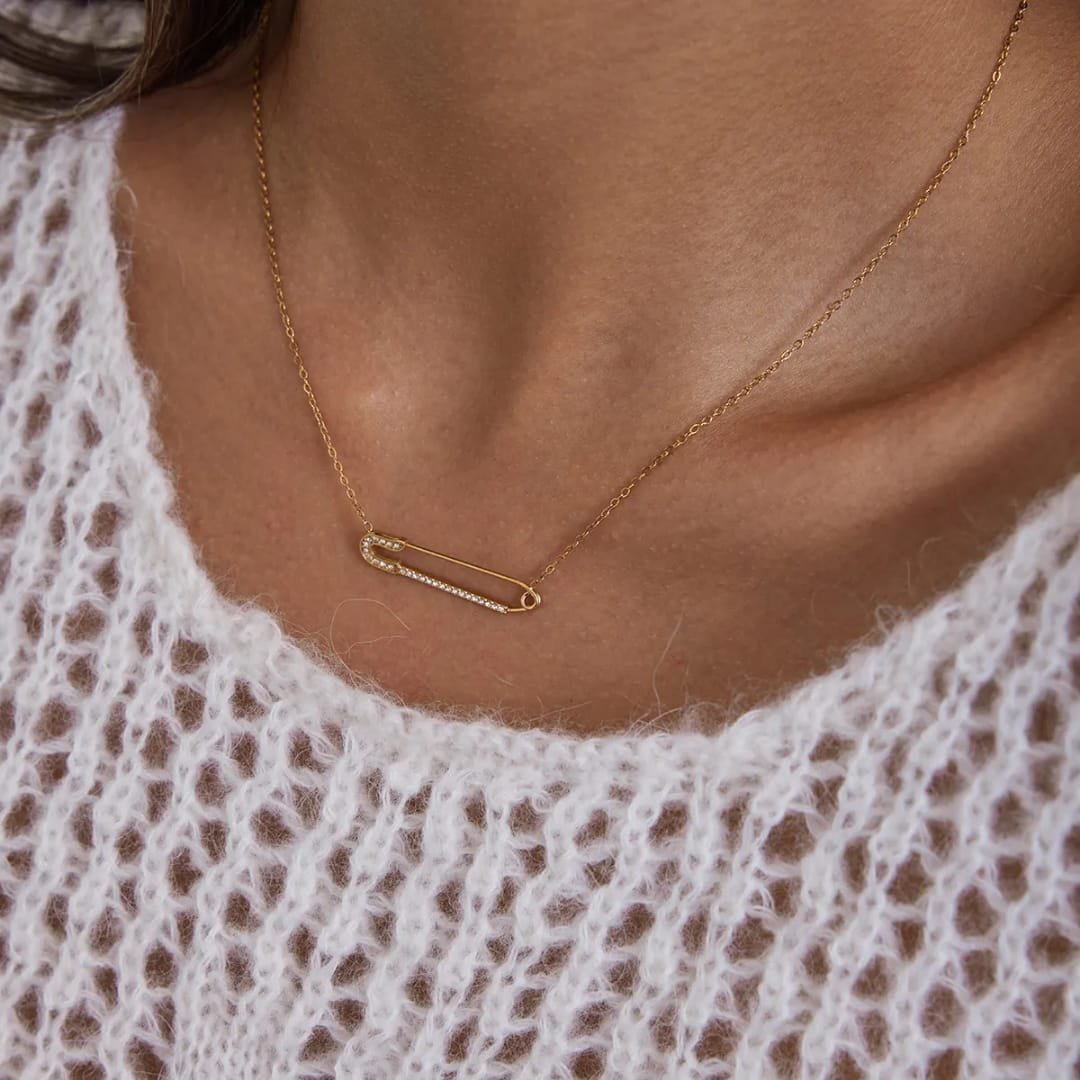 Minimal Muse Pin Necklace
