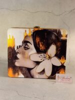 Sorcery in Shadows Chain Clutch - Image 2