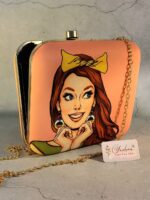 Zippy Aura Chain Clutch - Image 2