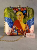 green clutch with chain