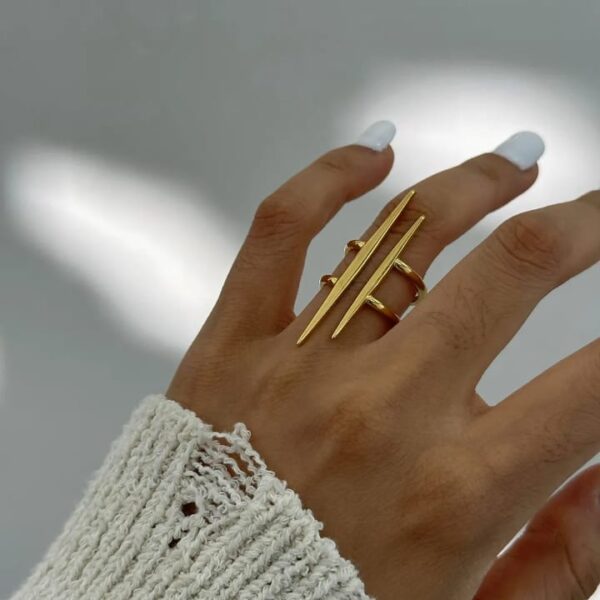 Veda Adjustable Ring
