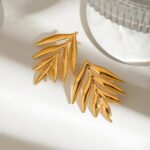 leaf shape earrings