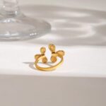 Majestic Fleur Adjustable Ring - Image 3