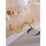Linear Loop Bracelet - Image 2