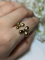 Majestic Fleur Adjustable Ring